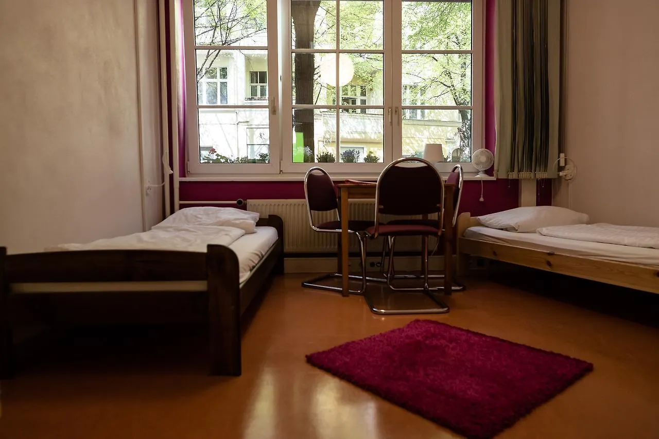 U Inn Berlin Hostel